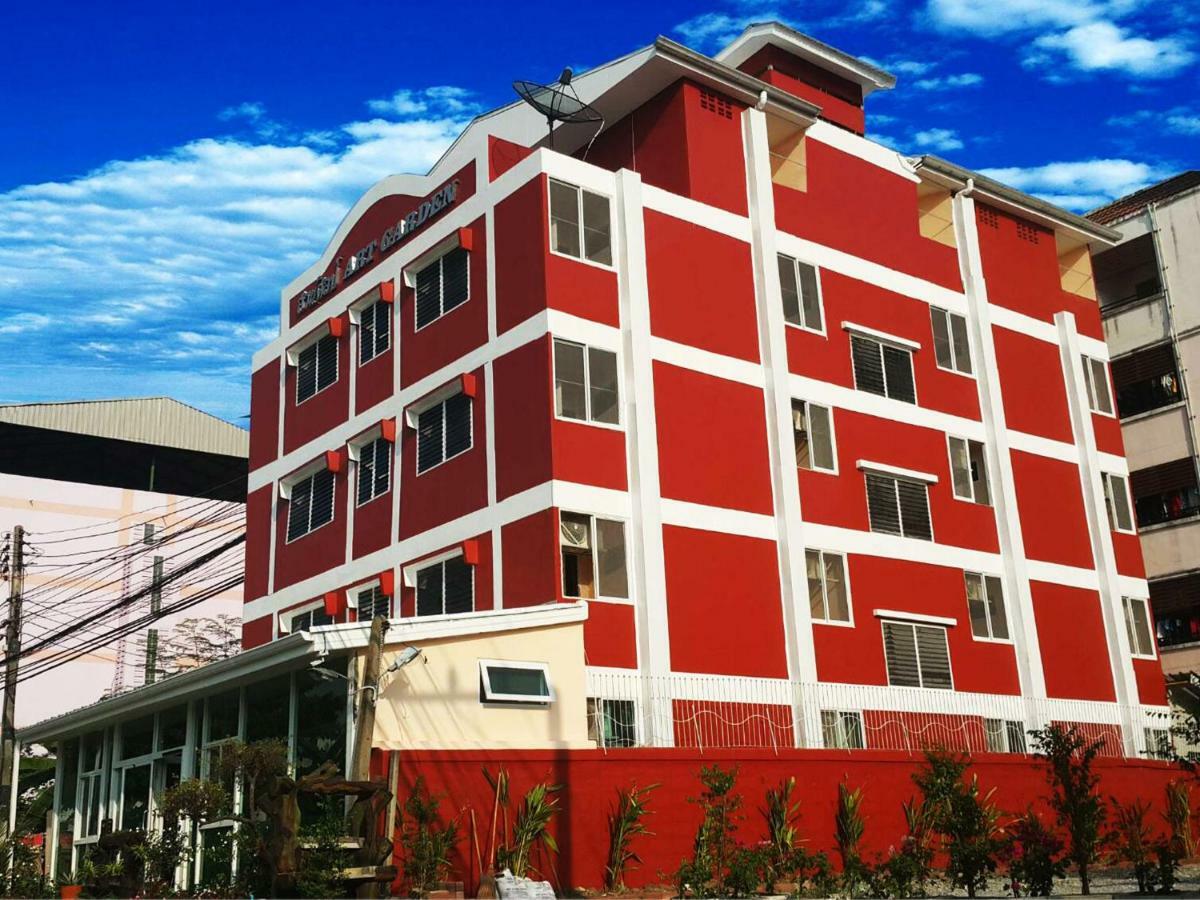 Suansin Art Garden Aparthotel Ban Lat Krachaeng Bagian luar foto