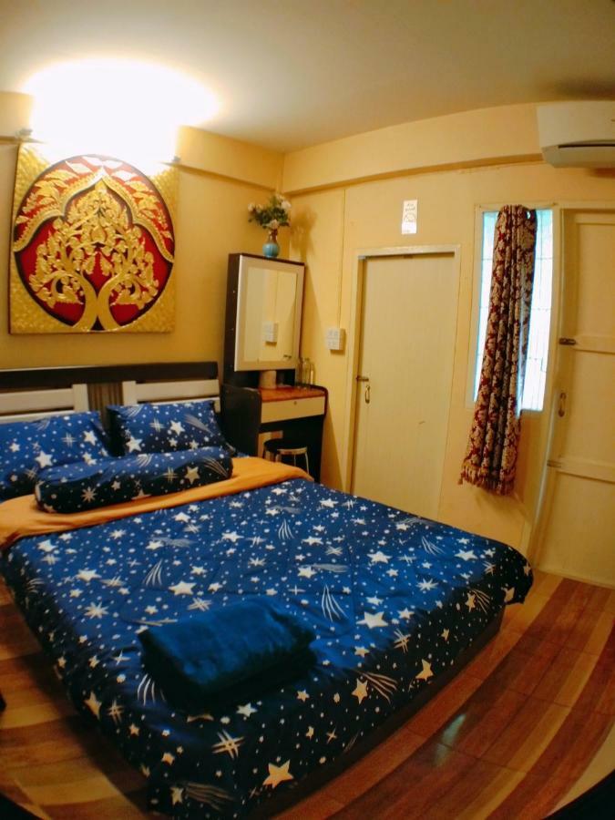 Suansin Art Garden Aparthotel Ban Lat Krachaeng Bagian luar foto